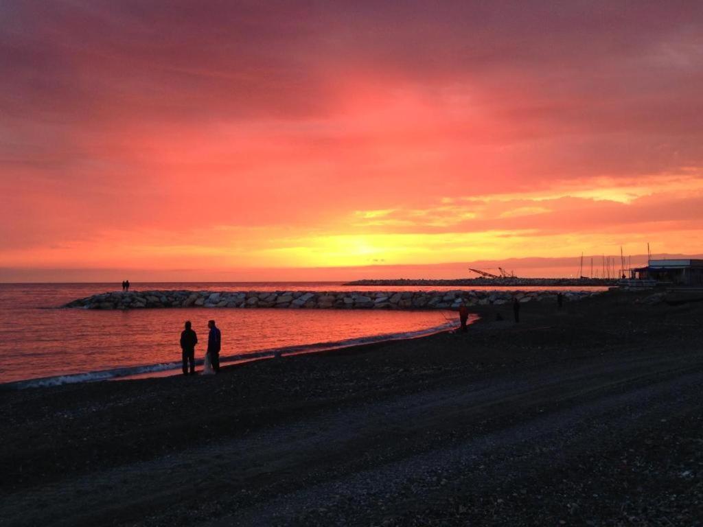 Appartamento Mare Toscano Riparbella Esterno foto